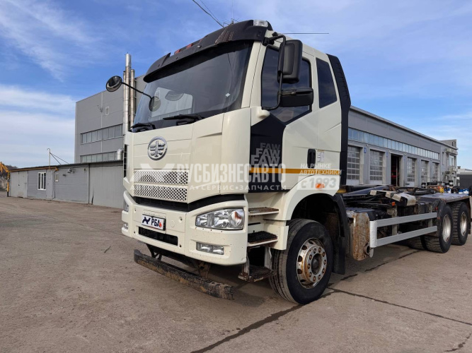 Купить Мультилифт FAW 3250 J6 (6*4) + Велмаш Т20 б/у (2023 г.в. 127 985 км.)(3110) Сбер комиссия. в компании Русбизнесавто - изображение 1